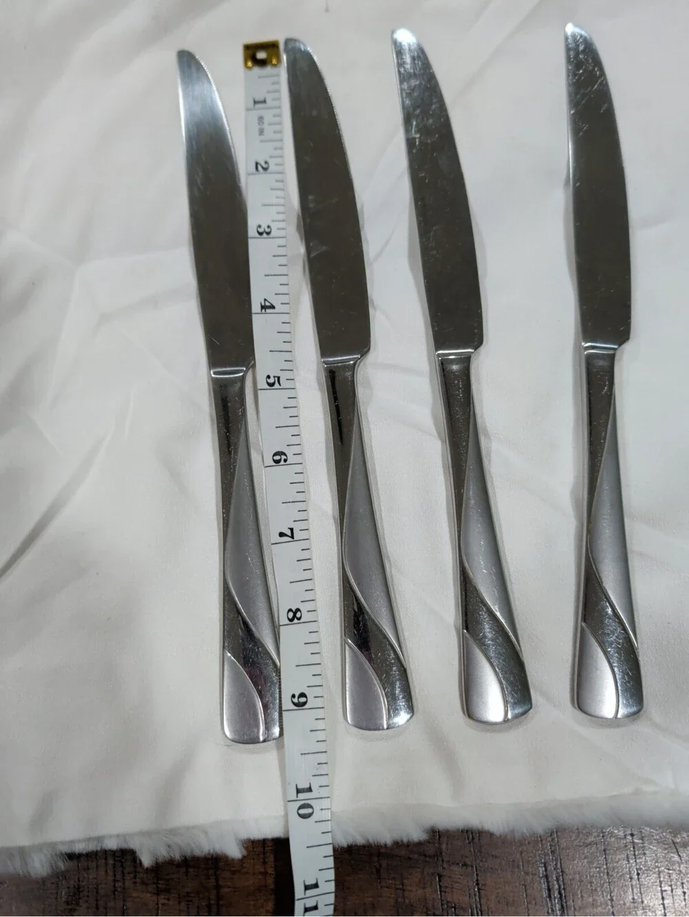 Oneida River Dinner Knives Set Of 4 9 3/8